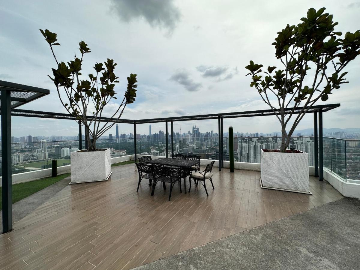 Reizz Residence By Perkasa Kuala Lumpur Exterior foto